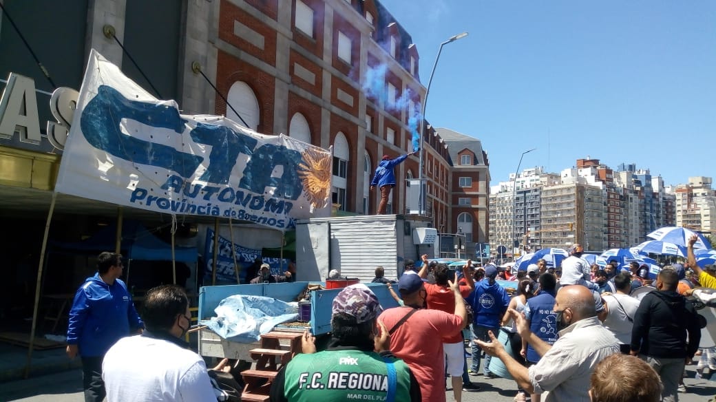 Sindicalistas de la CTA tomaron el Casino de Mar del Plata: Protestan por la "falta de ayuda alimenticia" de Kicillof