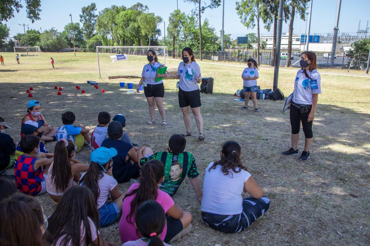 AySA lanzó un taller infantil en las colonias de verano para concientizar sobre el cuidado del agua