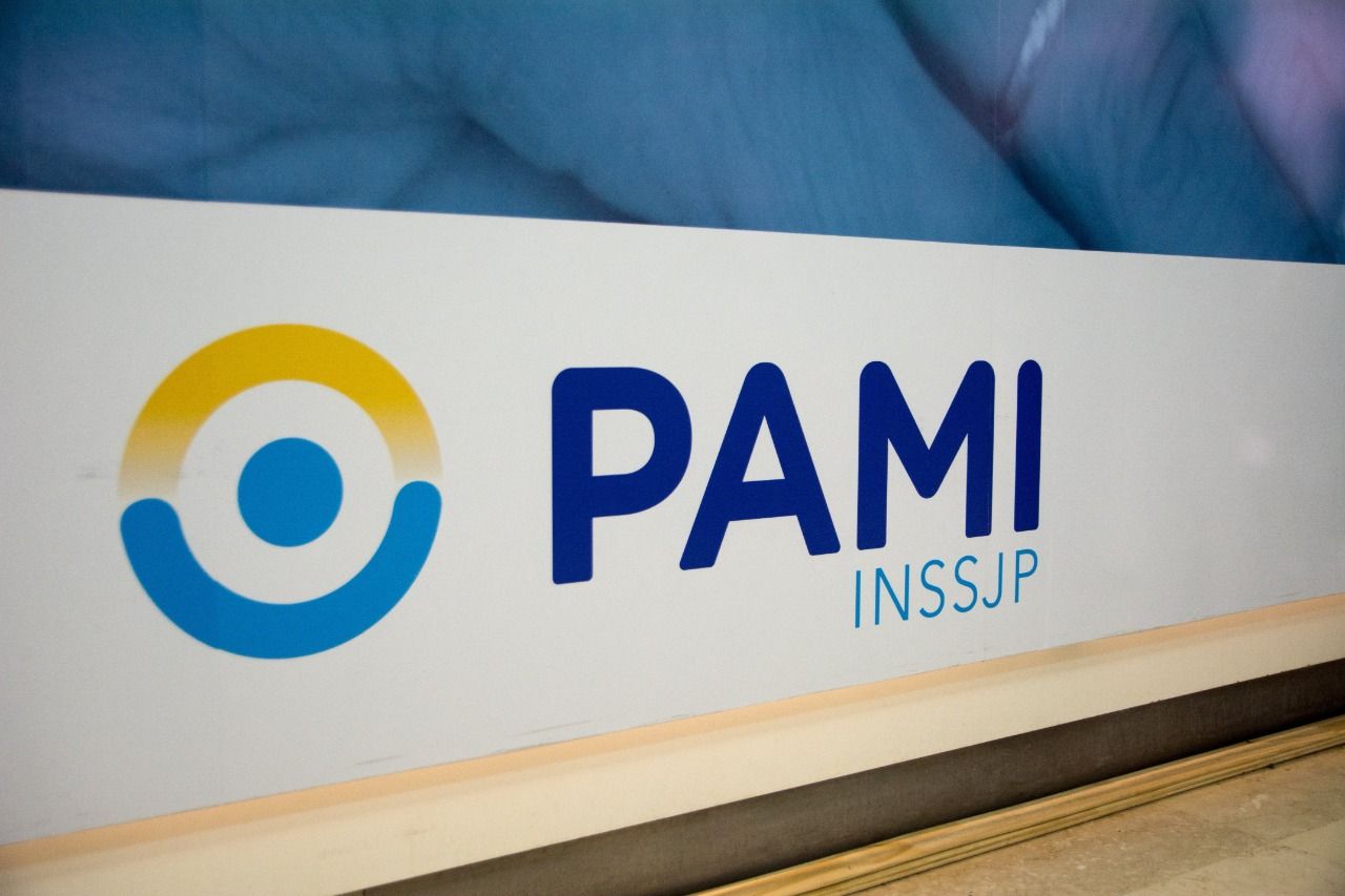 PAMI otorgó nuevo aumento y bono para fortalecer el sistema de salud