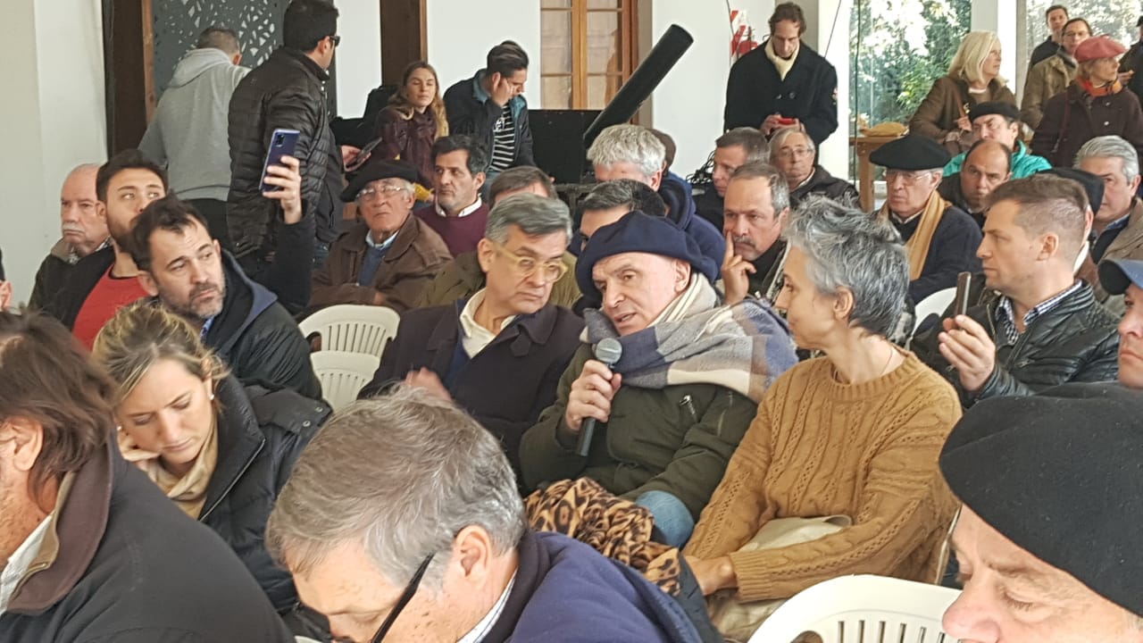 Asamblea ruralista: Espert propuso eliminar las tasas municipales y declarar inconstitucional las retenciones