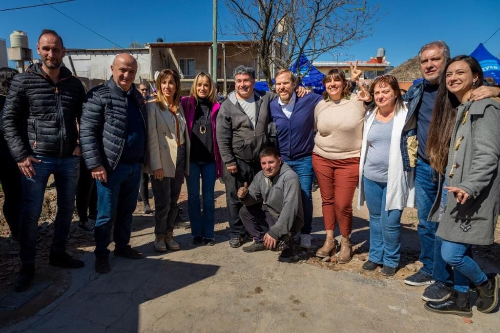 En Ezeiza, Galmarini habilitó una red de agua potable: "Dentro de 15 días estamos iniciando el segundo módulo"