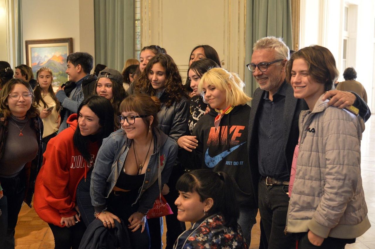 Zamora participó de una jornada por el Día Mundial de la Prevención del Suicidio junto a 100 jóvenes