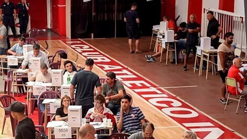 Elecciones en Independiente: Se cierra el ciclo Hugo Moyano y tres listas compiten para sucederlo