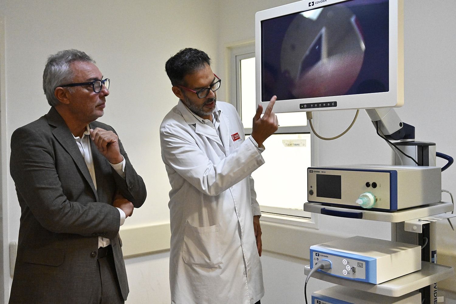 Tigre: Zamora presentó el nuevo videolaparoscopio para cirugías mini-invasivas de alta complejidad