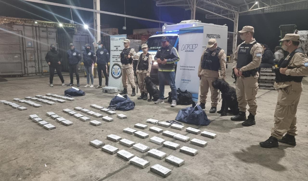 Zárate: Prefectura decomisó más de 78 kilos de cocaína que iban ocultos en la carga de un buque