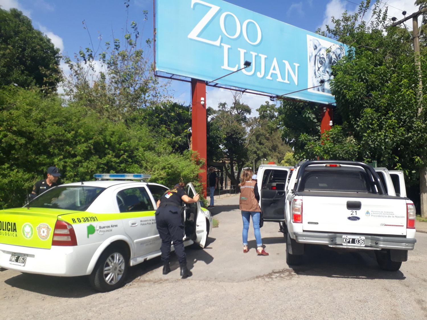 Clausuraron sectores del cuestionado Zoo de Luján luego de un operativo de inspección