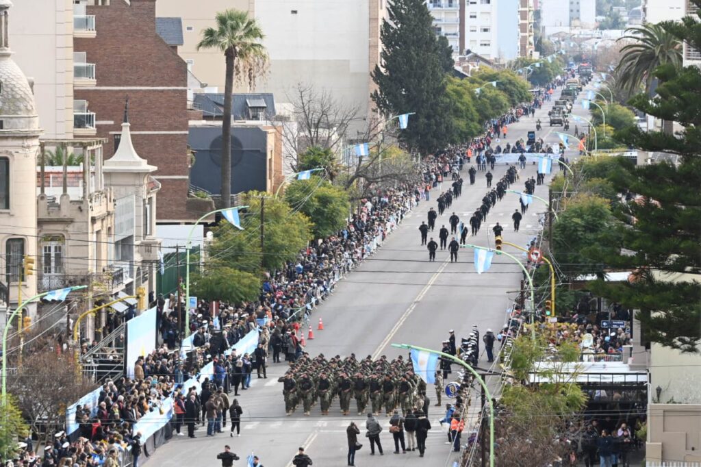 desfile Bahía Blanca 9 de julio - 2