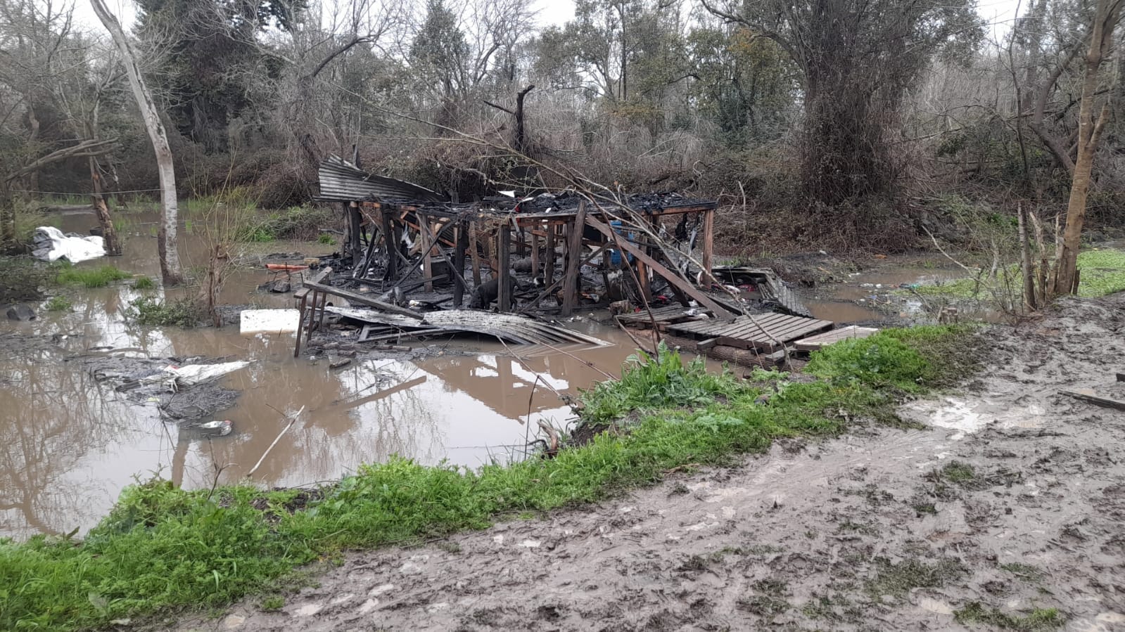 incendio Punta Lara - 1