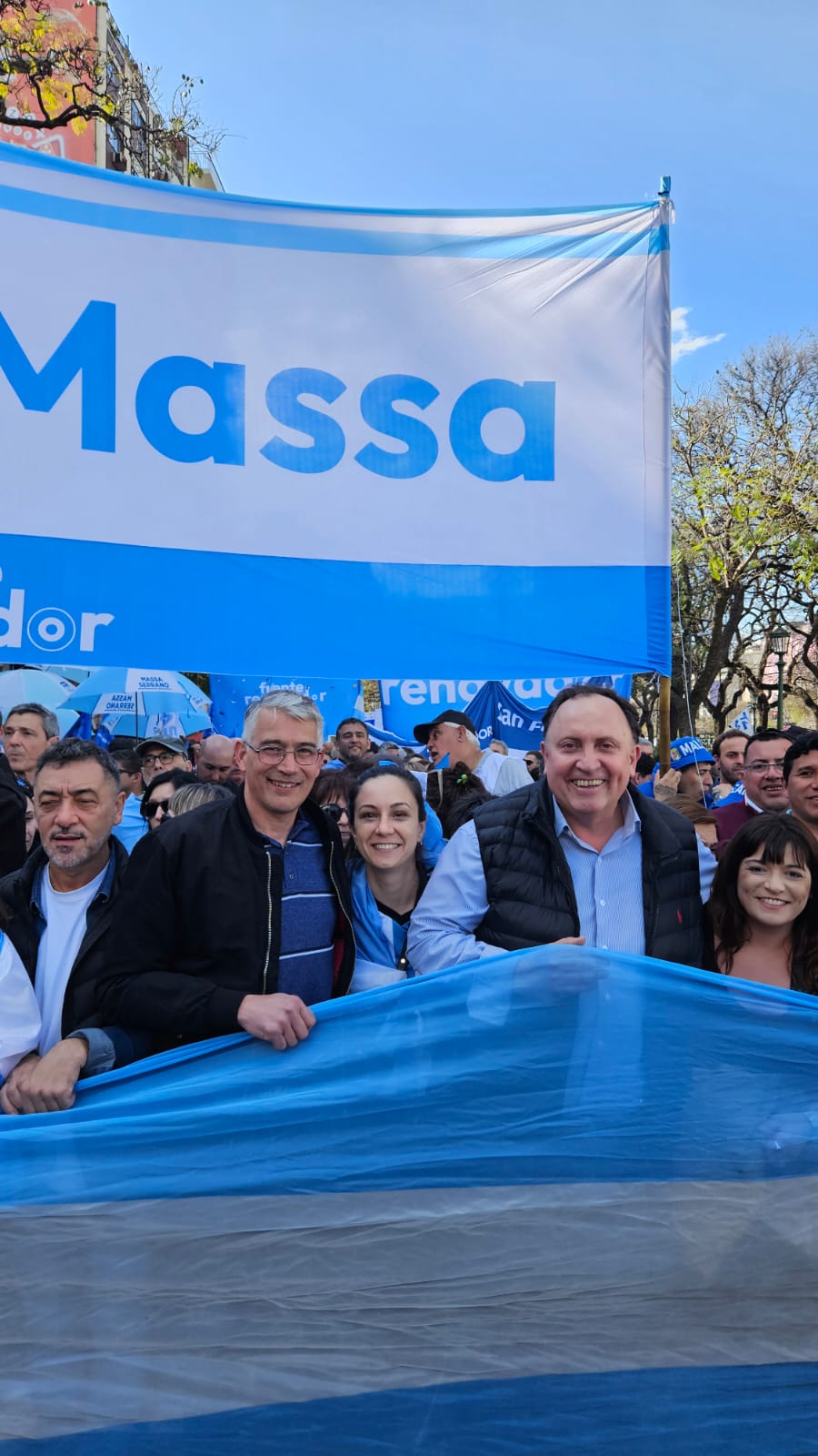 Ayelén Rasquetti en la columna del FR.