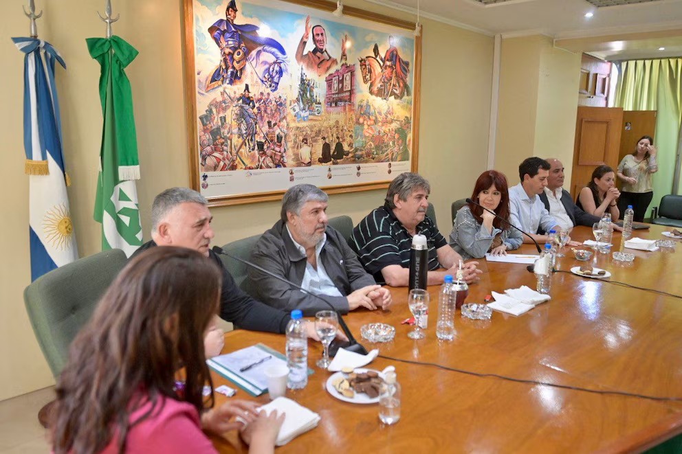 Cristina Fernández durante la reunión en SMATA.