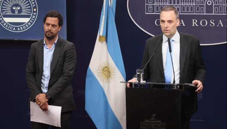 Manuel Adorni realizó los anuncios en conferencia de prensa.