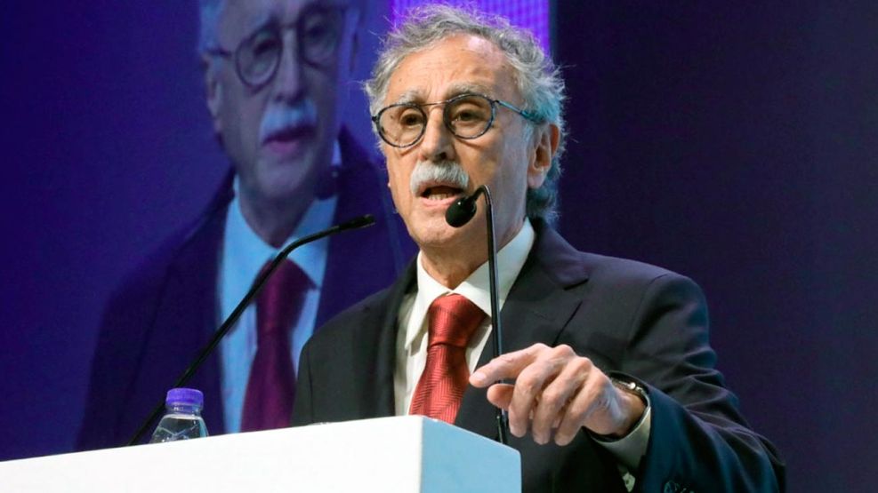 ministro mario lugones