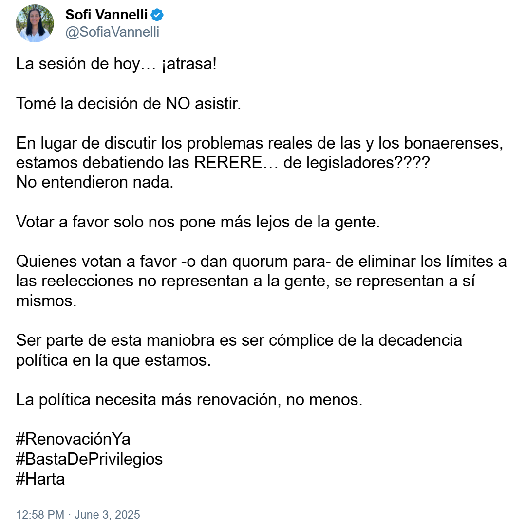 sofía vannelli tuit