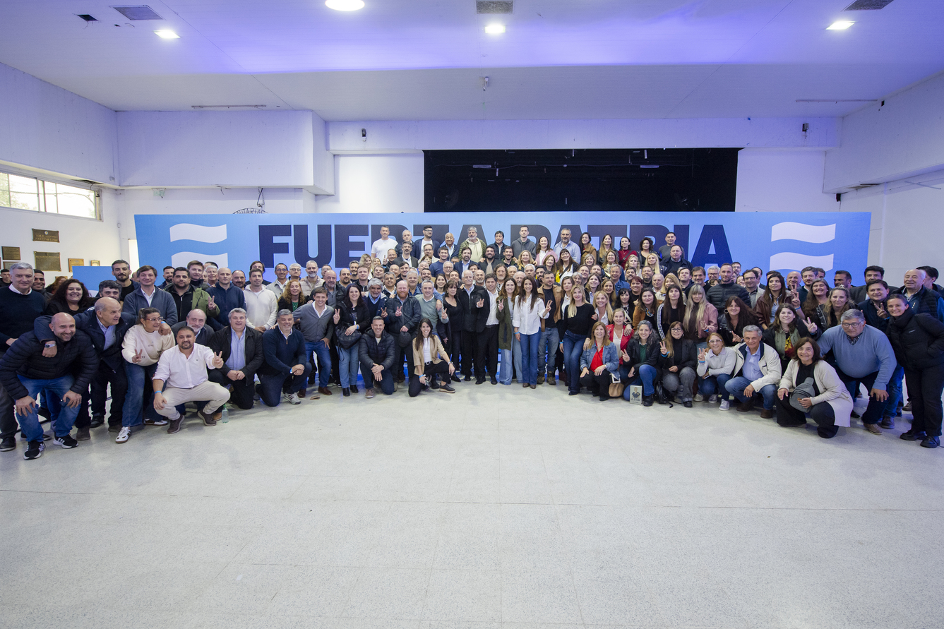 kicillof taiana fuerza patria - 2