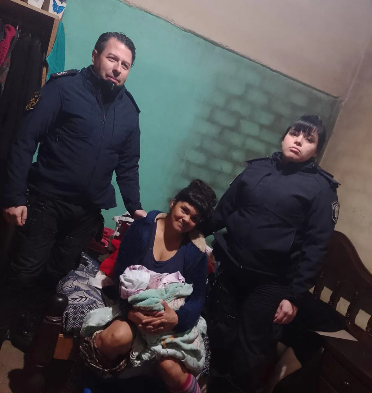 policías parteros