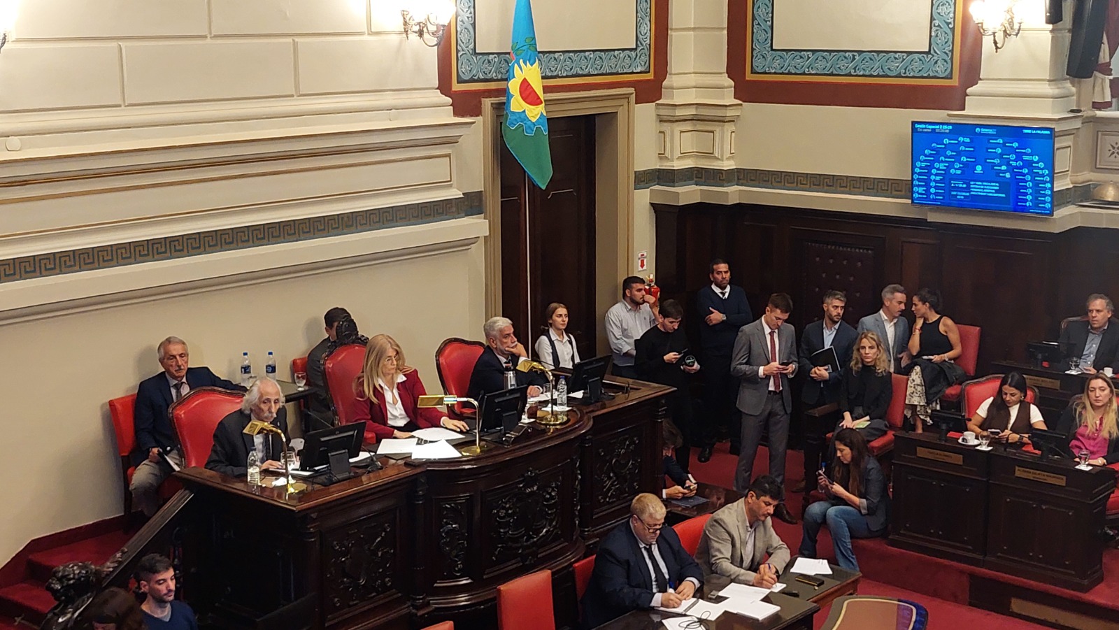 Verónica Magario presidiendo una sesion del Senado de la Provincia de Buenos Aires. FOTO: Archivo.