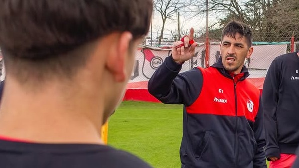 Santiago fredes DT Luján