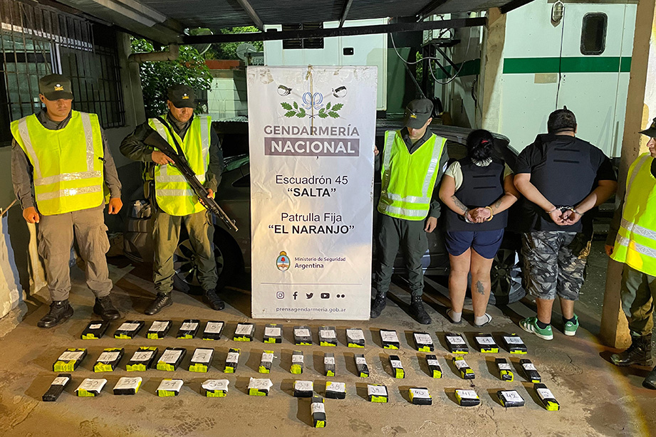 empleado detenido droga - 2