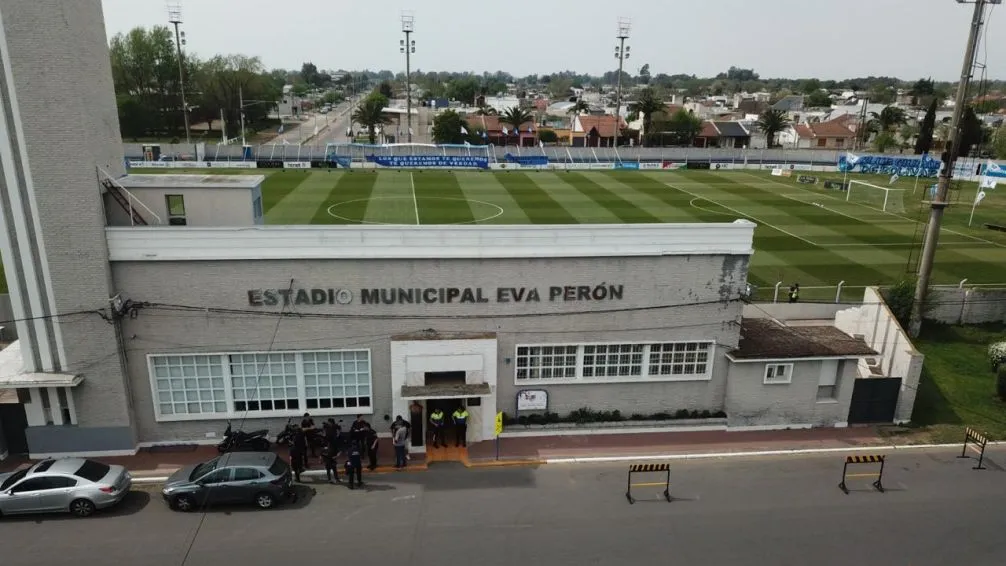En el debut como local de Bolívar en Primera Nacional, implementaron ...