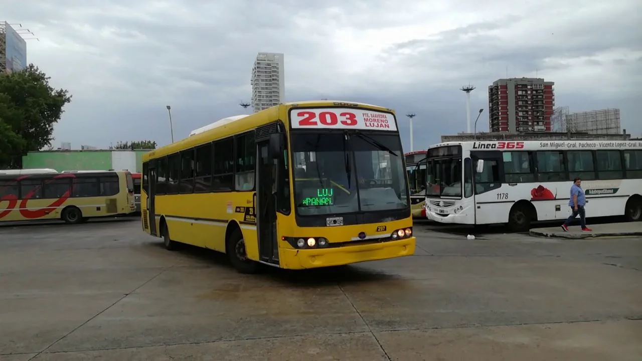 Colectivos en la provincia de Buenos Aires