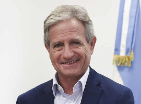 Ex Ministro