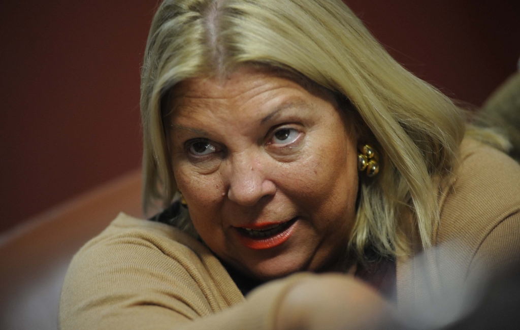 Carrió avaló el freno a los tarifazos y criticó a los funcionarios de Macri