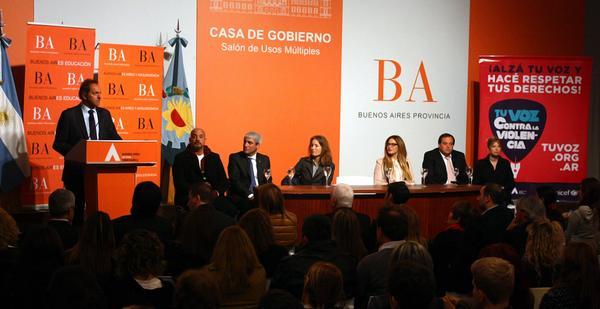 "Tu voz contra la violencia": Scioli presentó concurso de música para combatir maltrato