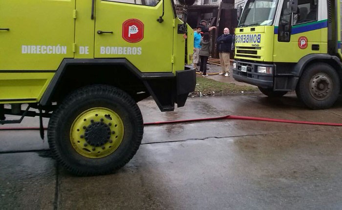 La Plata: Incendio dejó a una familia en la calle y piden ayuda